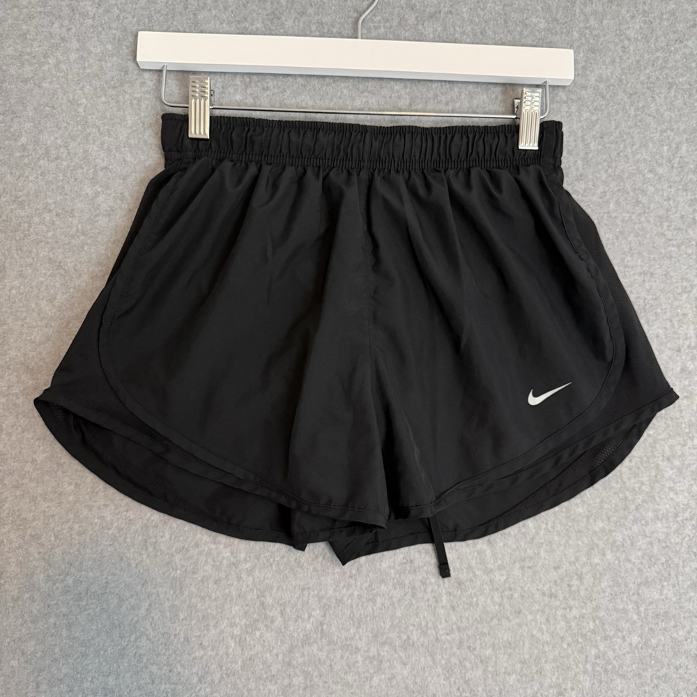 Nike Dri-FIT Womens M Running Shorts Black Gym Workout Athletic Soccer Run